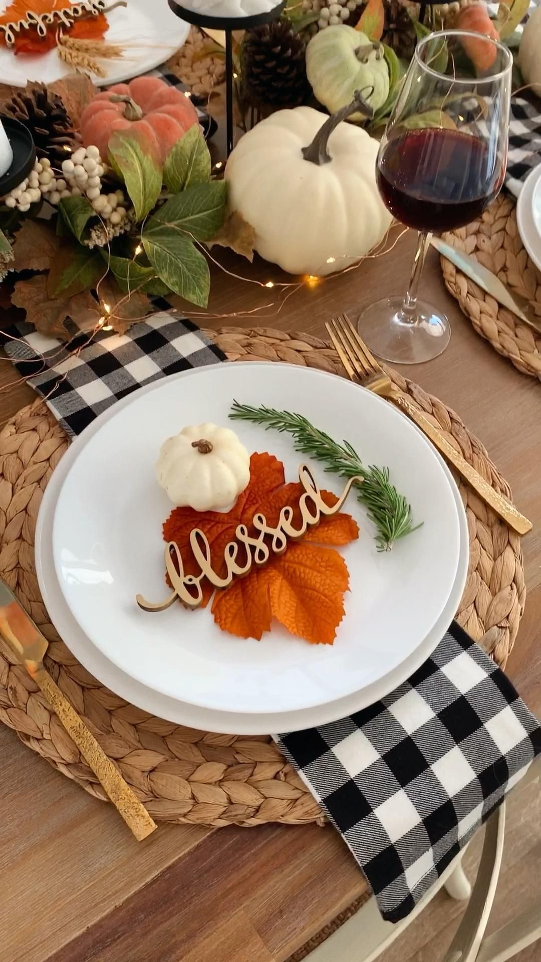 Thanksgiving Tablescape Place Settings -   18 diy thanksgiving table decor simple ideas