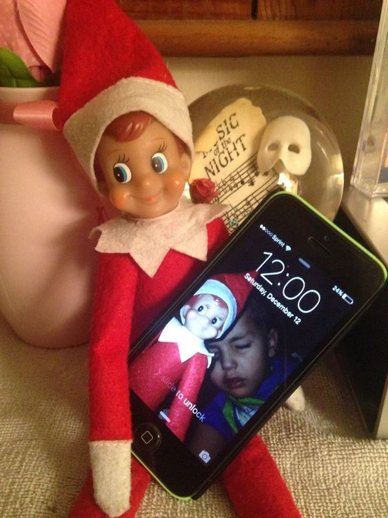 How to Send Your Elf on the Shelf Off in Style on Christmas Eve -   19 elf on the shelf easy ideas