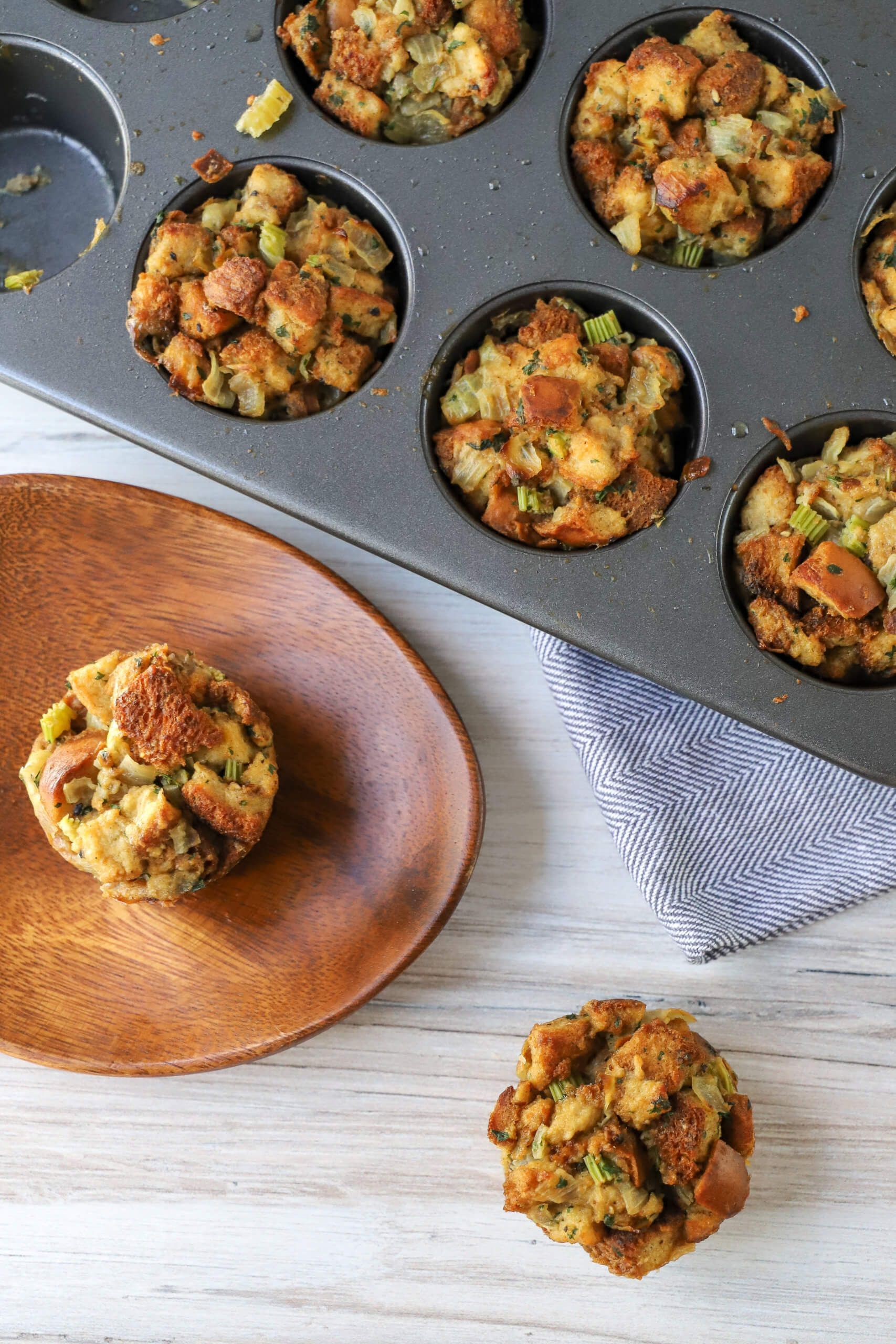 Stuffing Muffins | Easy Thanksgiving Side - The Produce Moms -   19 stuffing muffins easy ideas
