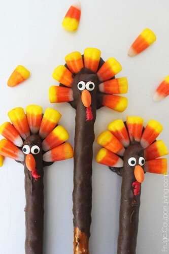 10 Easy Thanksgiving Treats Kids Can Make - Modern Homeschool Family -   19 thanksgiving desserts kids can make ideas