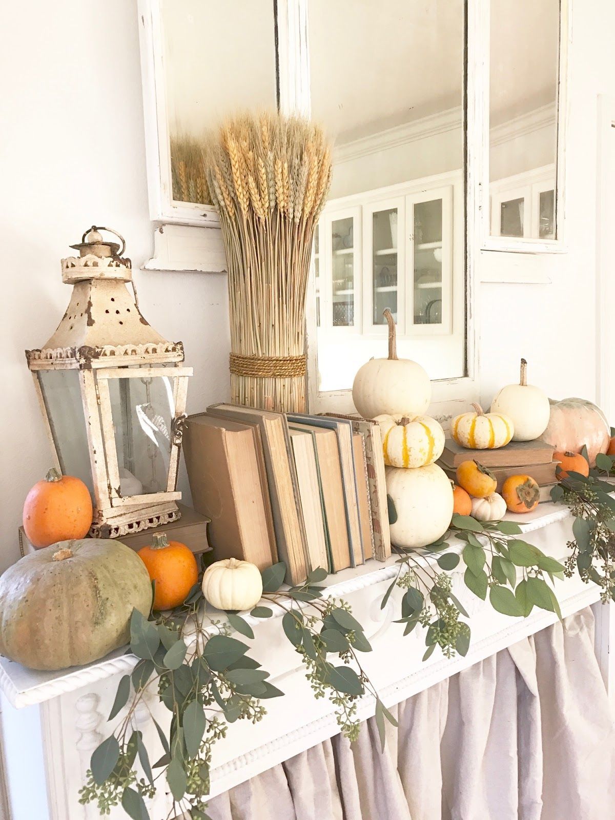 A Farmhouse Thanksgiving Dining Room {Thankful to bHome Tour} -   20 thanksgiving home decor interior design ideas