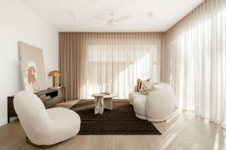 Buy Chaise Sofas: What Eco-Conscious Homeowners Should Check Before Choosing New Furniture